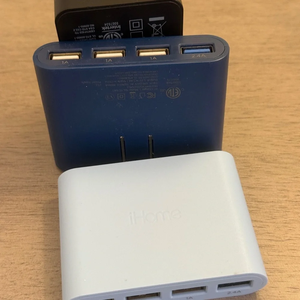 IHome USB Wall Chargers 3 iPhone Chargers